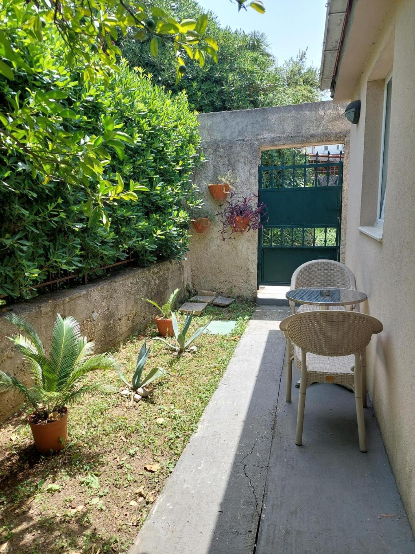 Garden Apartmant Near Sea Kotor Szoba fotó